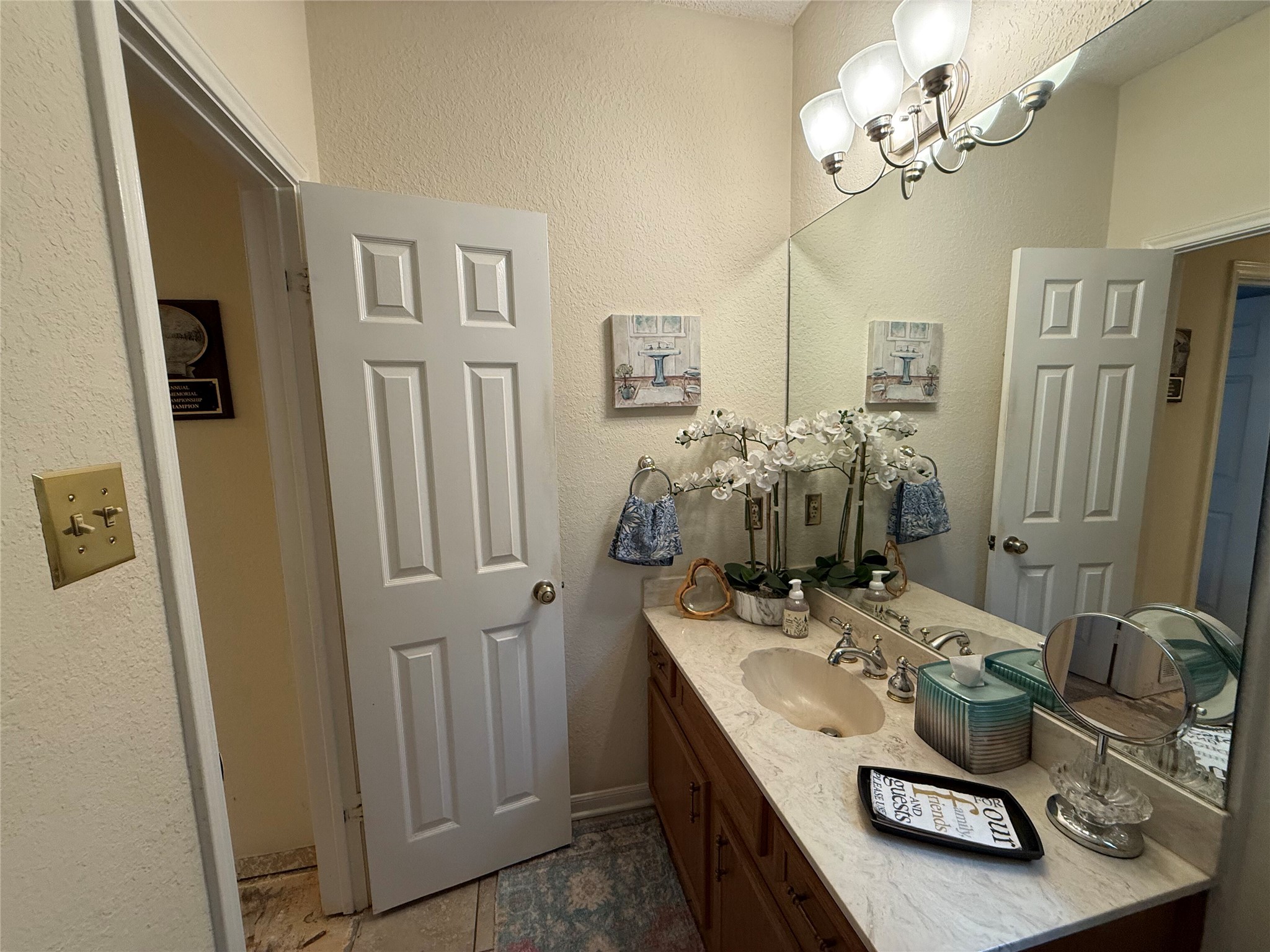 11816 Bittern Hollow Austin, TX 78758 - Photo 19 of 30 cultured marble countertop