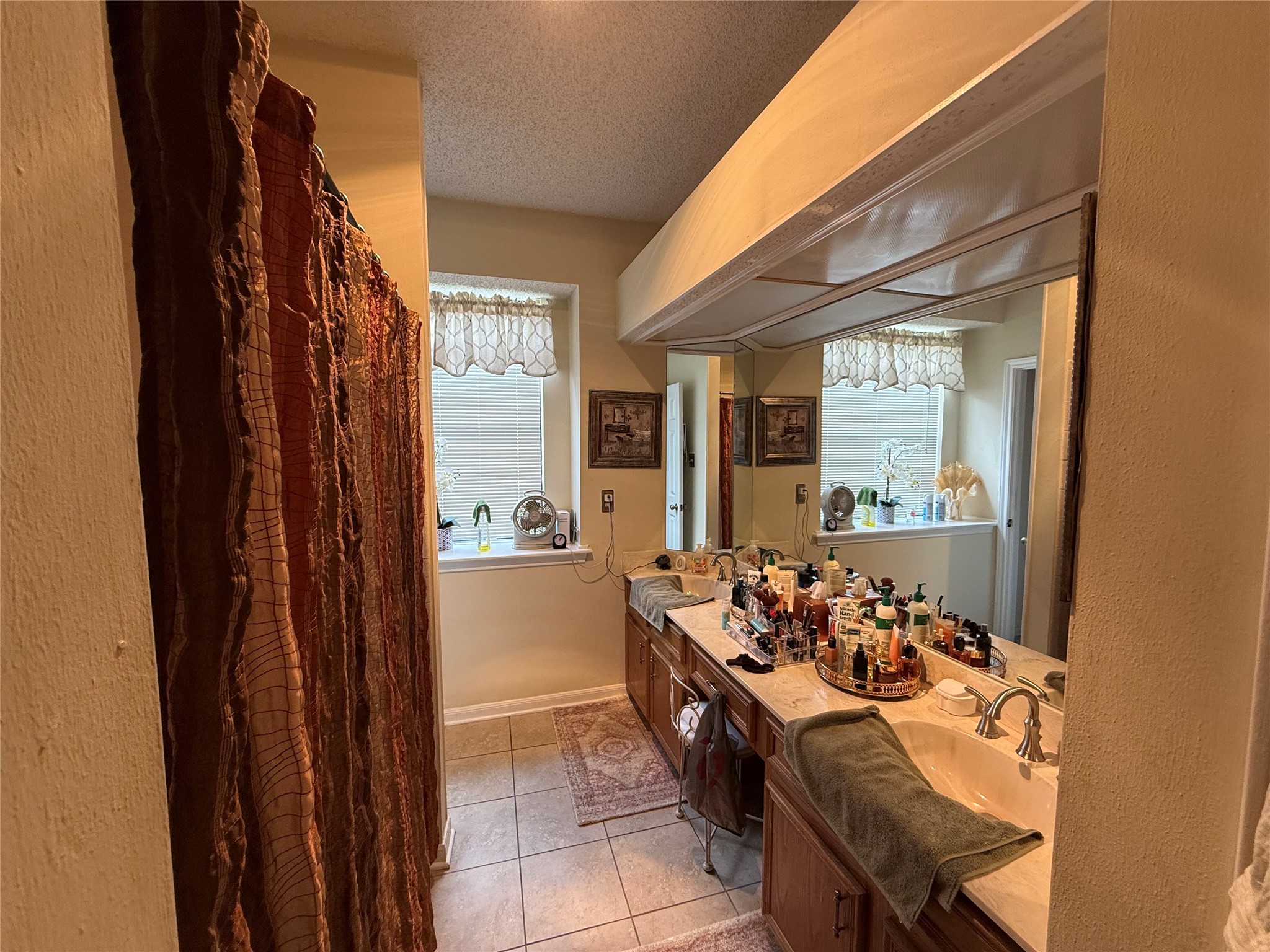 11816 Bittern Hollow Austin, TX 78758 - Photo 30 of 30 Dual vanity, cultured marble countertops