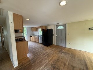 42 Whittier Road Marlborough, MA 01752 - Photo 11 of 33 Gallery Image 11