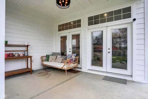 $750,000 | 4760 Willow Road, Zionsville, IN 46077