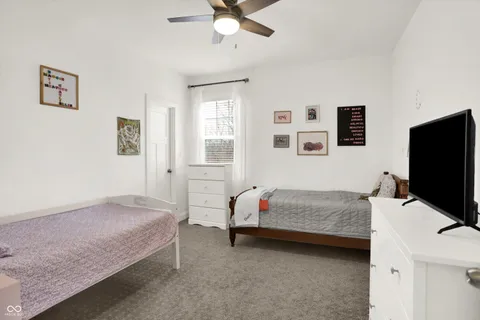 $750,000 | 4760 Willow Road, Zionsville, IN 46077