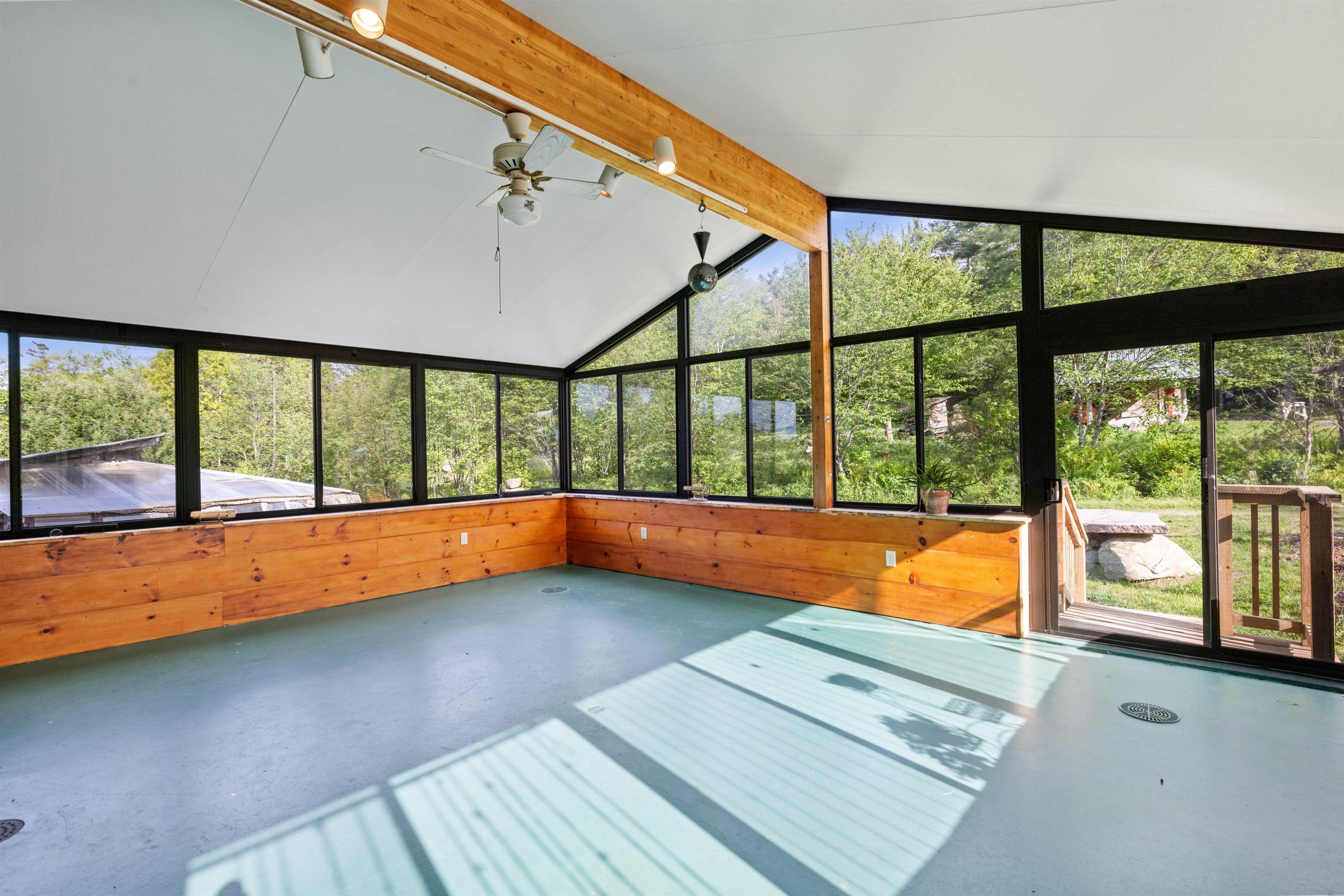 218 Streeter Woods Road Dorchester, NH 03266 - Photo 14 of 49