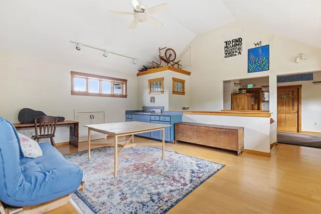 $1,850,000 | 218 Streeter Woods Road, Dorchester, NH 03266