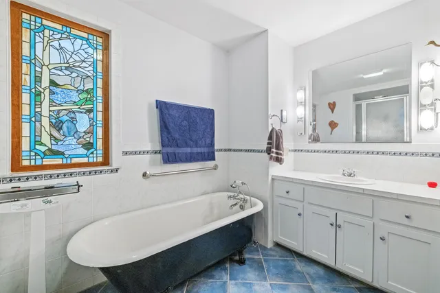 $1,850,000 | 218 Streeter Woods Road, Dorchester, NH 03266