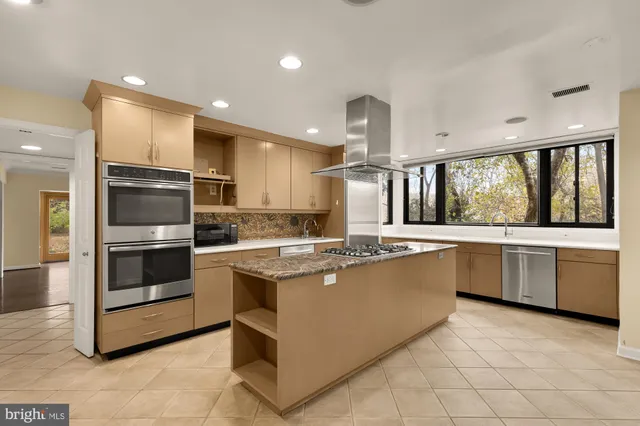 $7,800 | 1434 Kirby Road, McLean, VA 22101