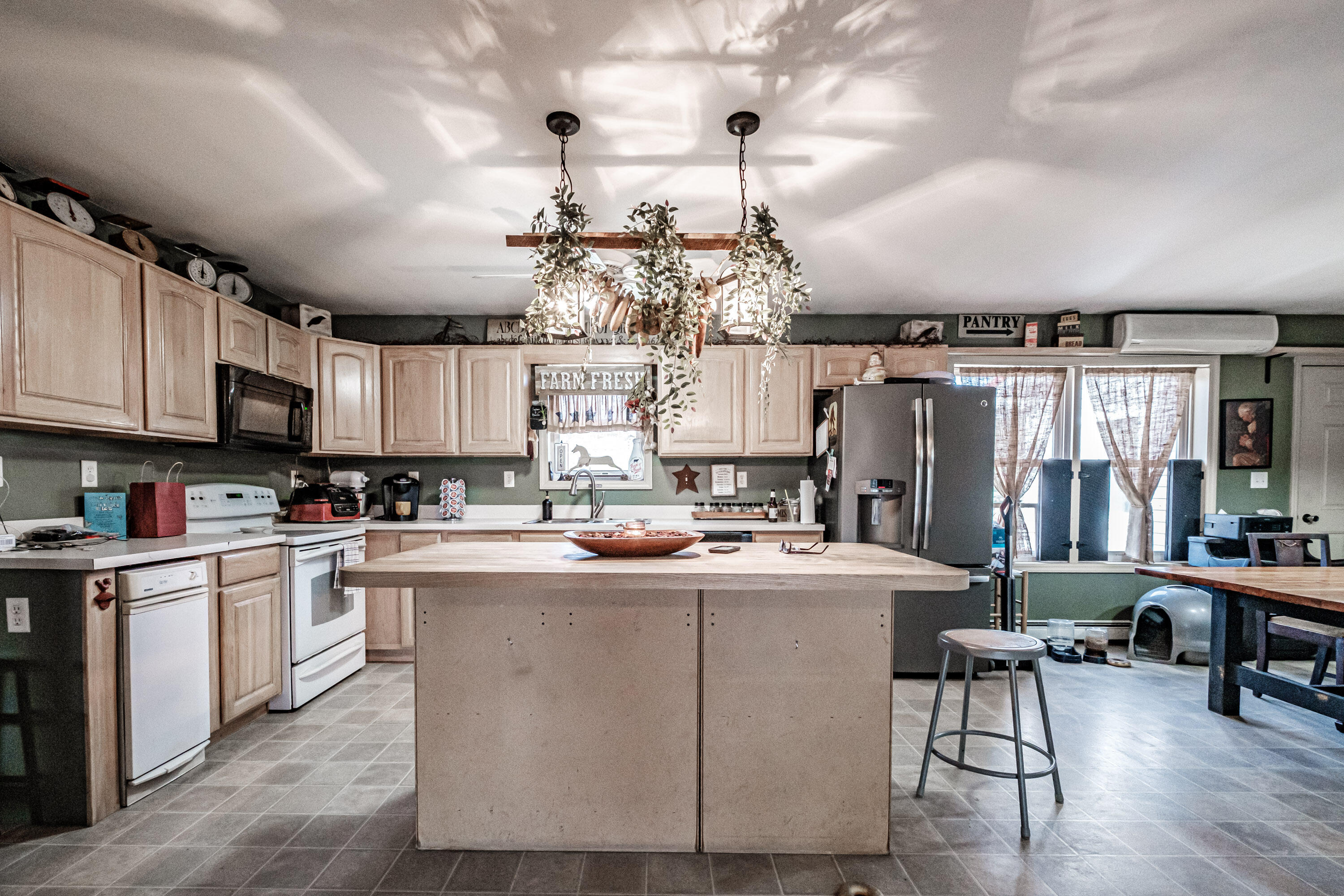 293 Robinson Hill Road Oxford, ME 04270 - Photo 20 of 47 20240417gp-62026