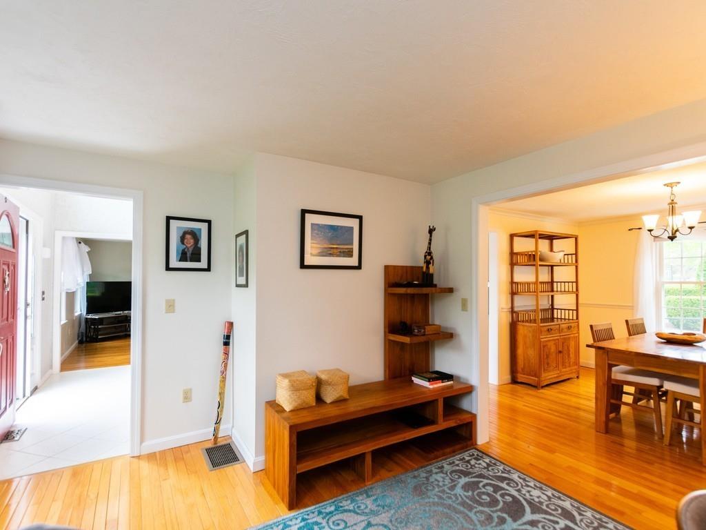52 Pattys Road Mansfield, MA 02048 - Photo 7 of 35 Gallery Image 7