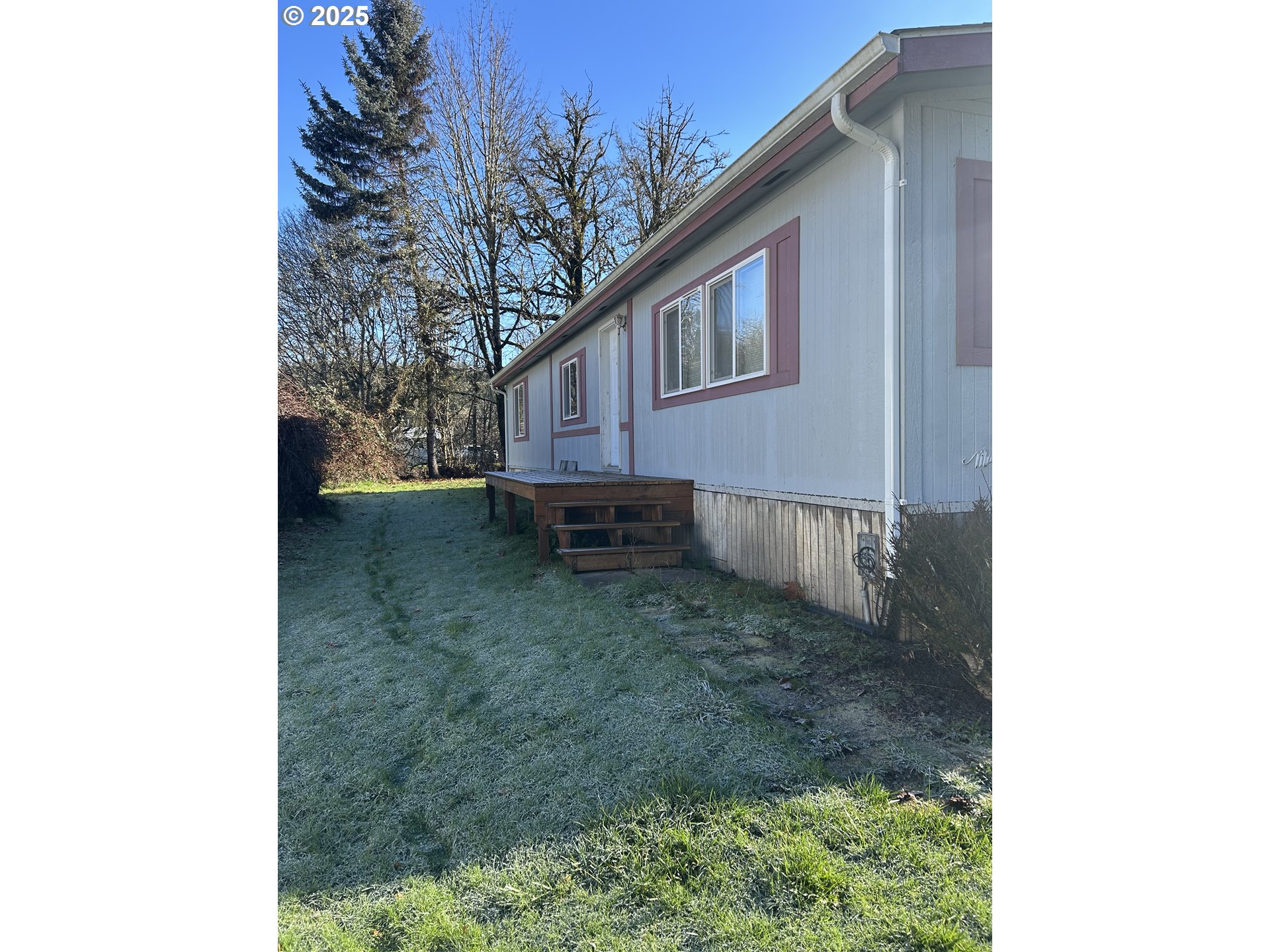 1105 Riverside Drive, Unit 17 Vernonia, OR 97064 - Photo 26 of 26 a view of backyard of house