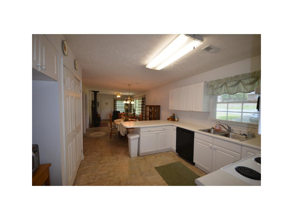 2613 Bob Little Road Elizabethton, TN 37643 - Photo 15 of 24 Photo 15