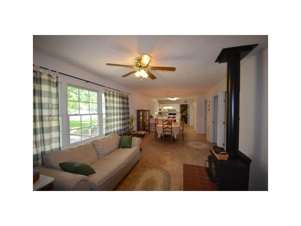 2613 Bob Little Road Elizabethton, TN 37643 - Photo 18 of 24 Photo 18