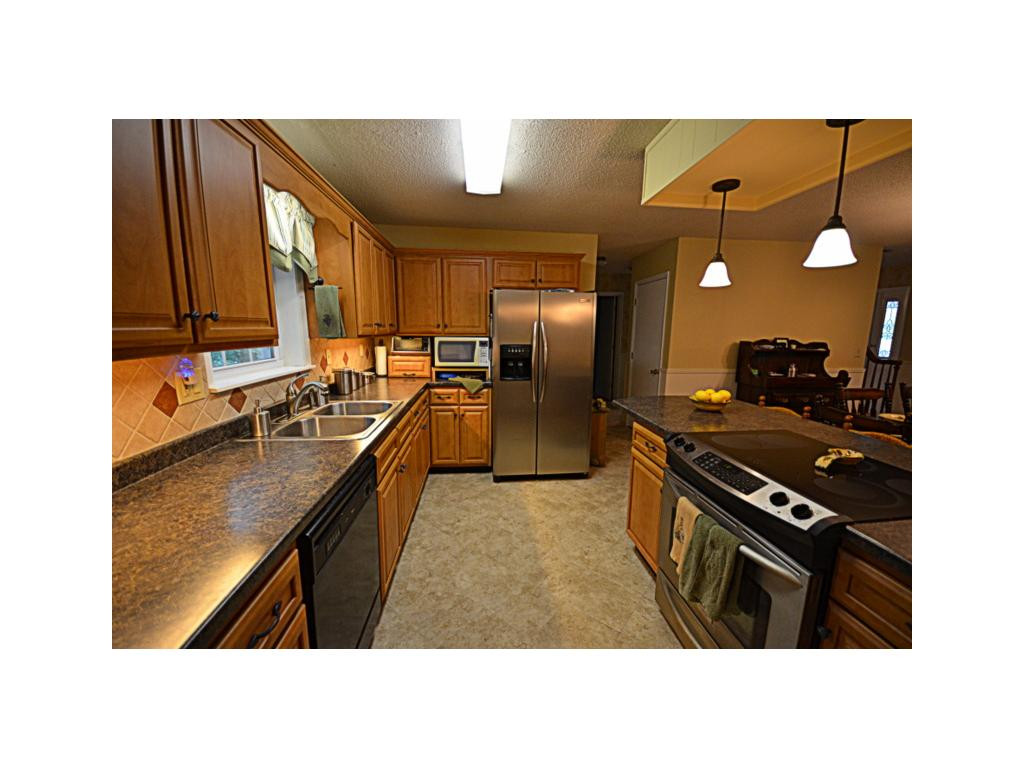 2613 Bob Little Road Elizabethton, TN 37643 - Photo 4 of 24 Photo 4