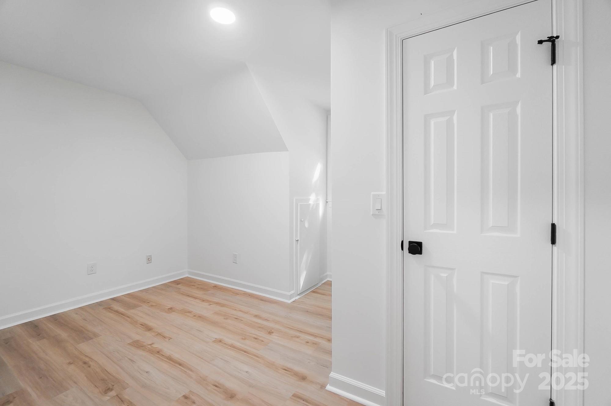 3323 Lincoln Lane Gastonia, NC 28056 - Photo 33 of 47 a view of a small space