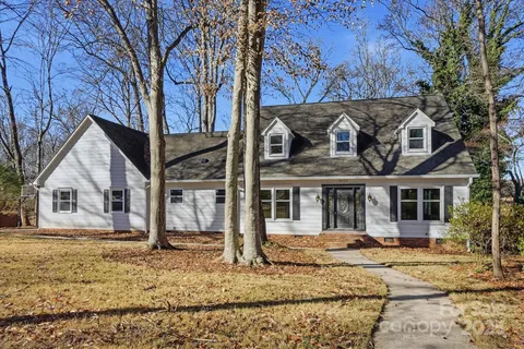$740,000 | 3323 Lincoln Lane, Gastonia, NC 28056