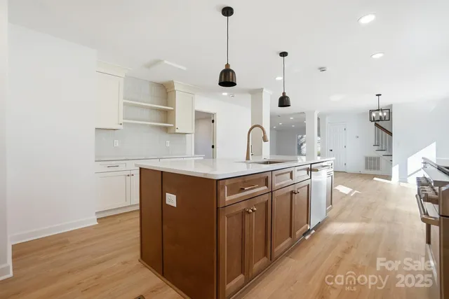 $740,000 | 3323 Lincoln Lane, Gastonia, NC 28056