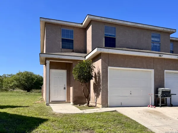 $1,295 | 5607 Golf Mist, Unit 1, San Antonio, TX 78244
