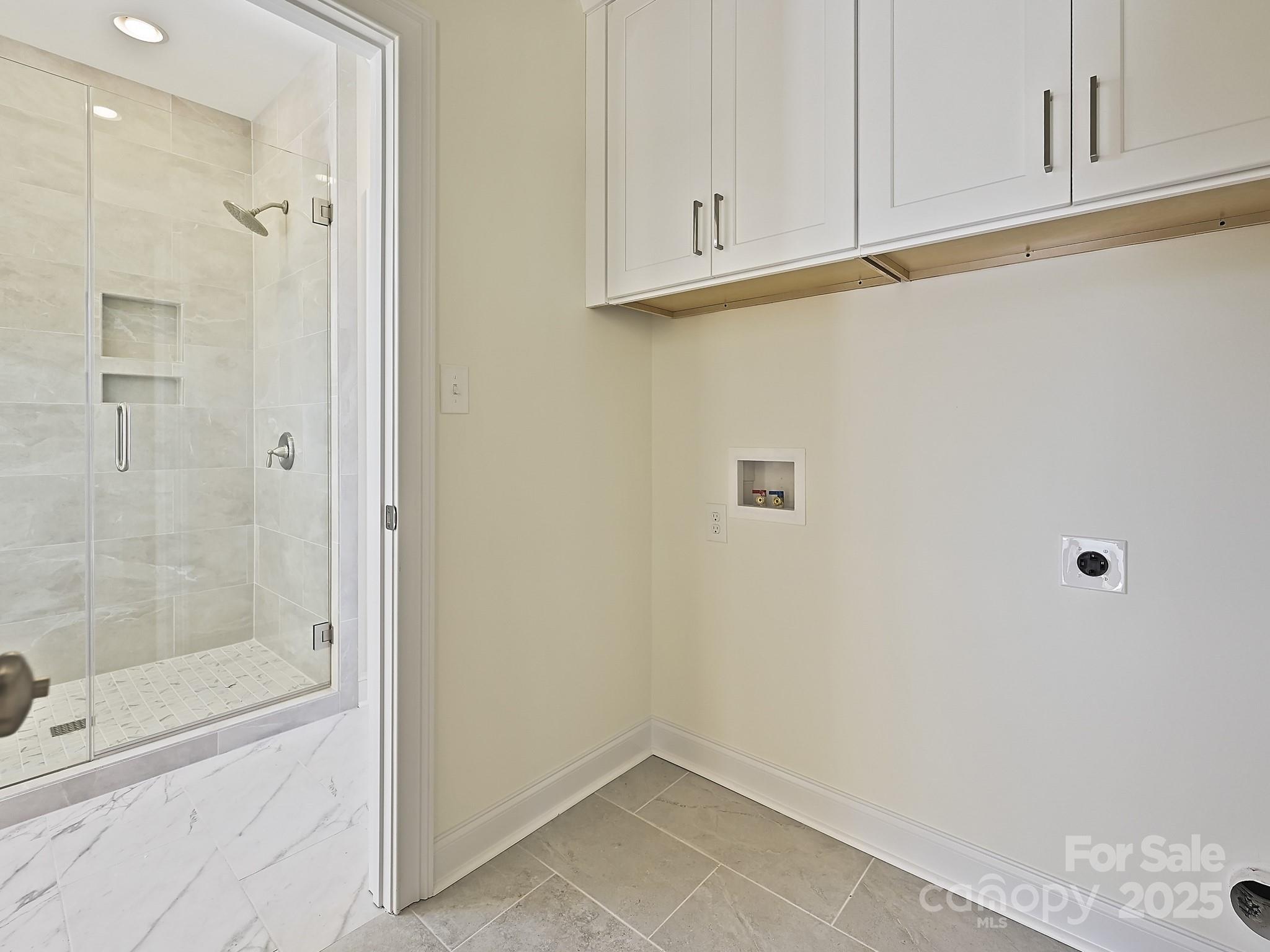 215 Triple Ponds Court Clover, SC 29710 - Photo 22 of 32 a bathroom with a shower