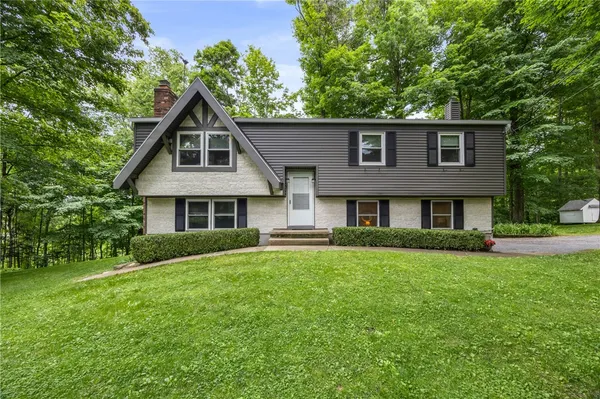 $269,900 | 7242 Jackson Hill Road, Arcadia, NY 14513