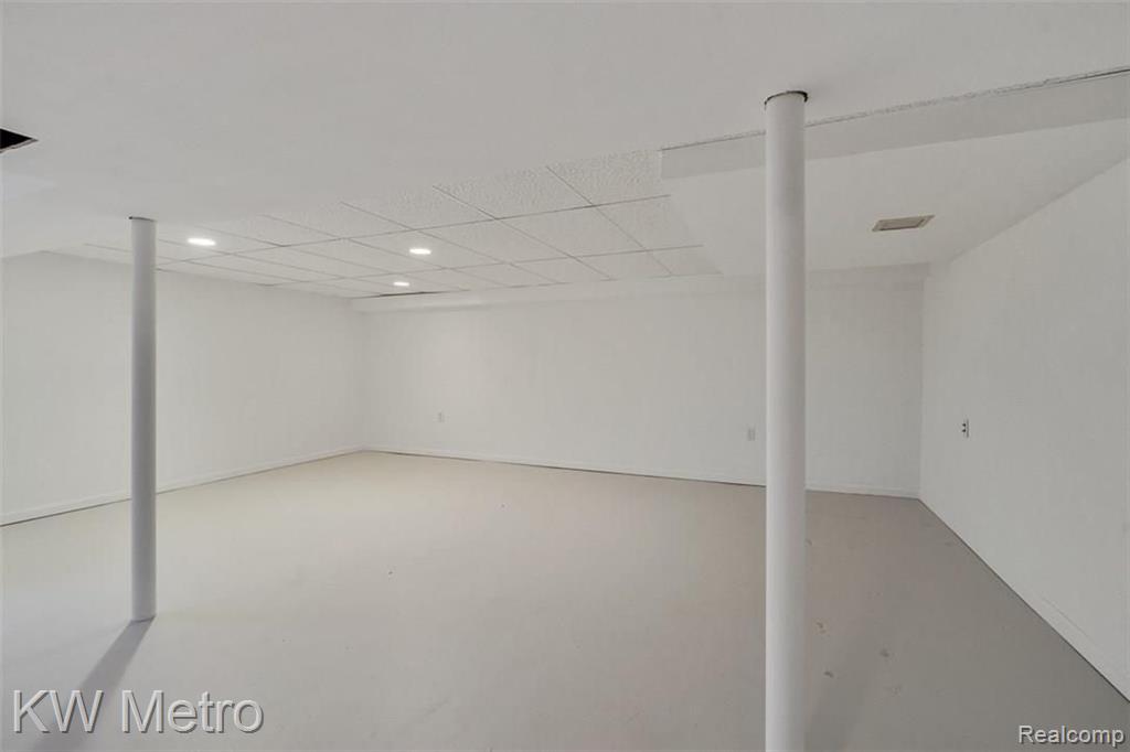 3508 West Webster Road Royal Oak, MI 48073 - Photo 17 of 25
