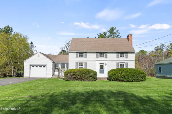 $364,900 | 194 Eleanor Road, Pittsfield, MA 01201