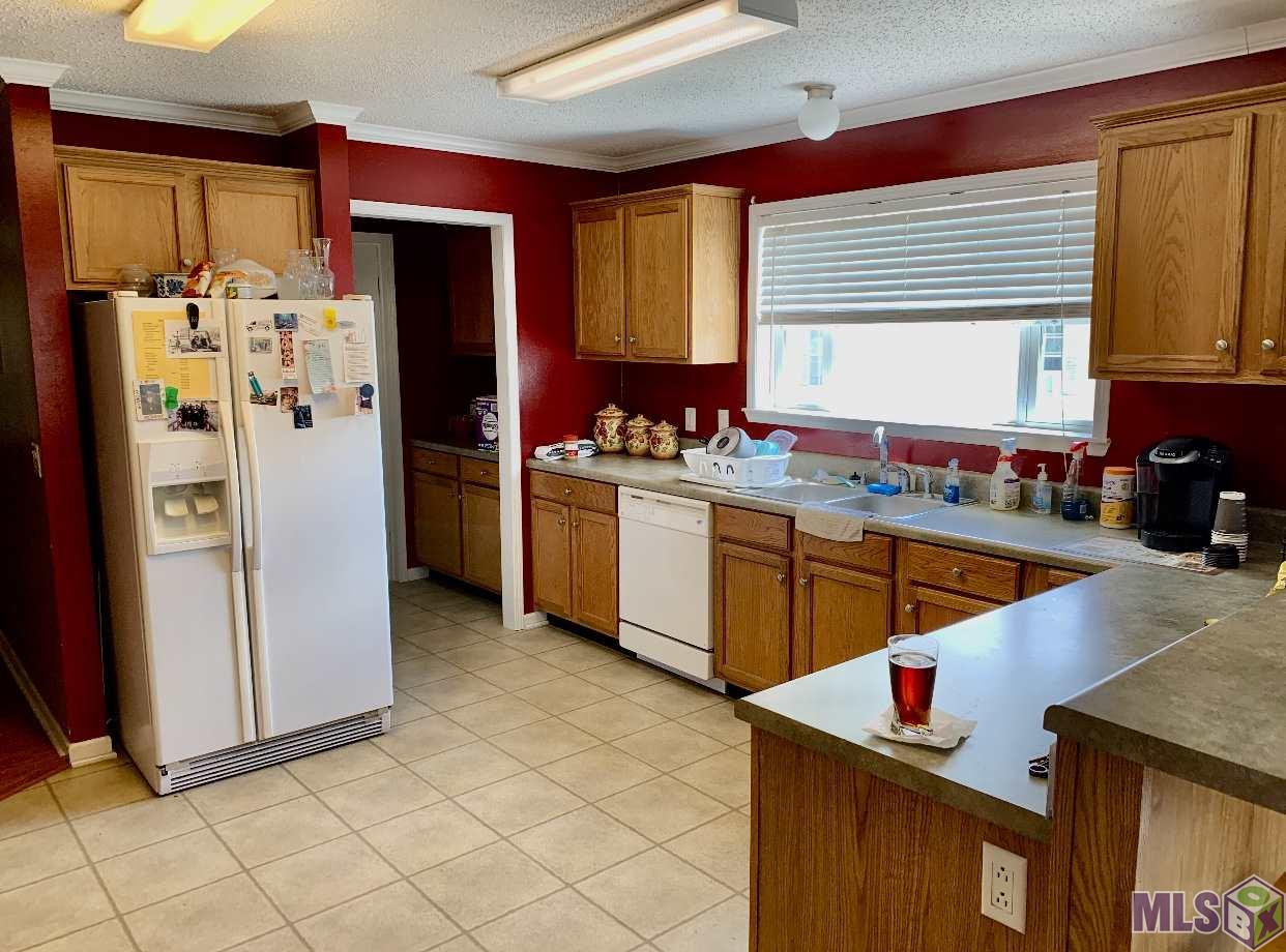 4264 Manda Road Oscar, LA 70762 - Photo 2 of 20 Gallery Image 2
