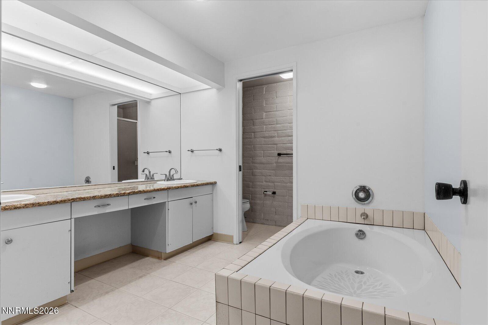 1200 Riverside Drive, Unit 1229 Reno, NV 89503 - Photo 37 of 51 40-1200 RIVERSIDE DR-40