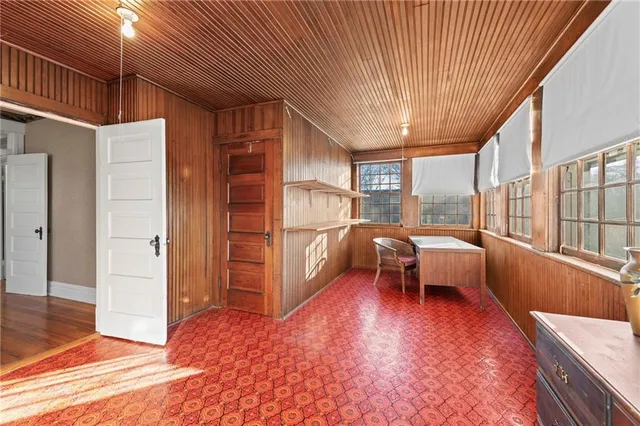 $275,000 | 1701 Main Street, Lexington, MO 64067