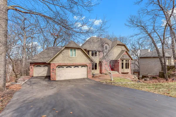 $925,000 | 16048 Baywood Lane, Eden Prairie, MN 55346