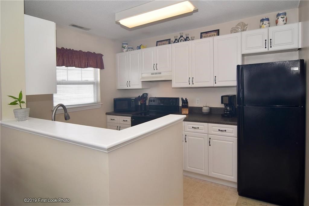 106 Mill Street, Unit 301 Woonsocket, RI 02895 - Photo 16 of 21 Gallery Image 16