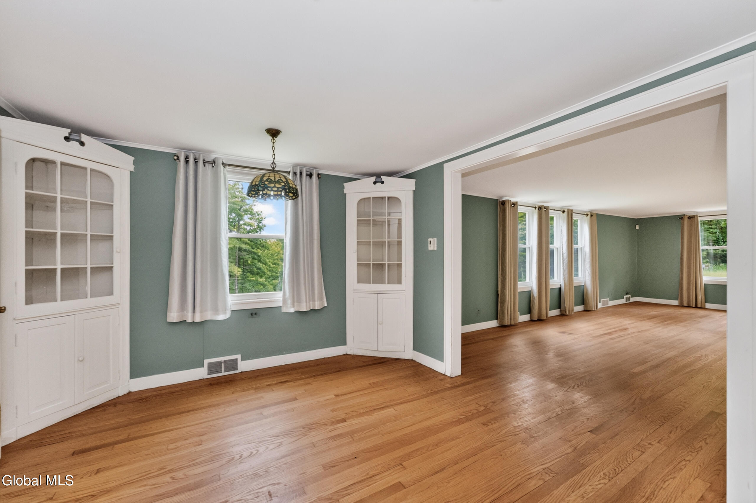 2439 County Rte 5 New Lebanon, NY 12125 - Photo 21 of 59 4 Diningroom 2