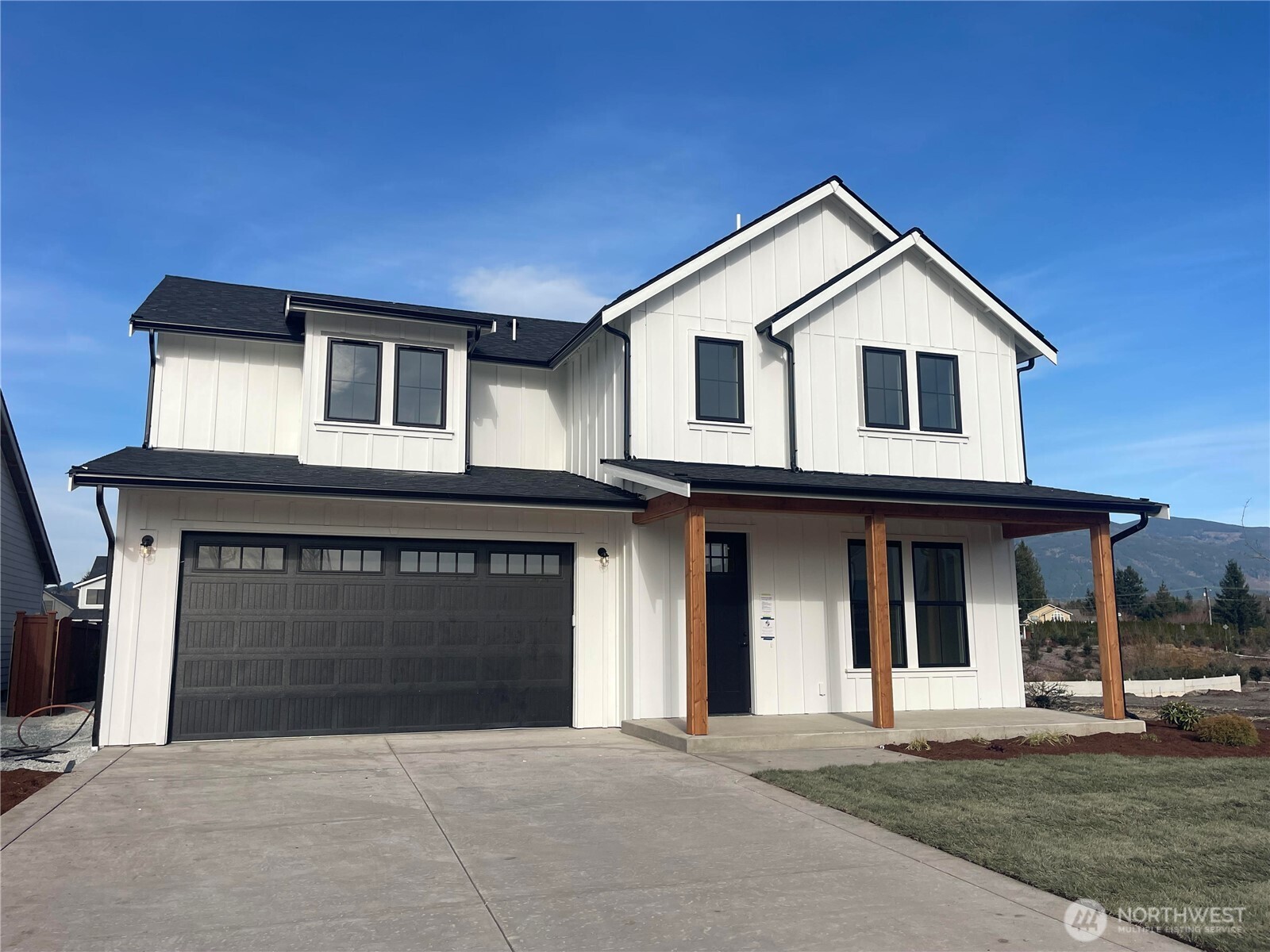 624 Legacy Way Sedro-Woolley, WA 98284 - Photo 3 of 38