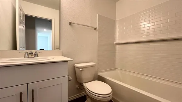 $2,099 | 812 Poppy Cove Lane, Princeton, TX 75407