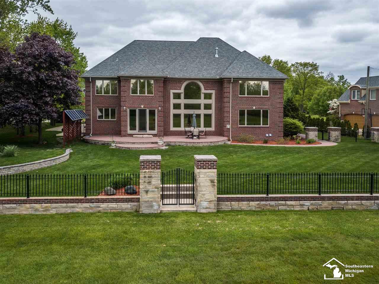1055 Abbey Road Monroe, MI 48161 - Photo 35 of 45