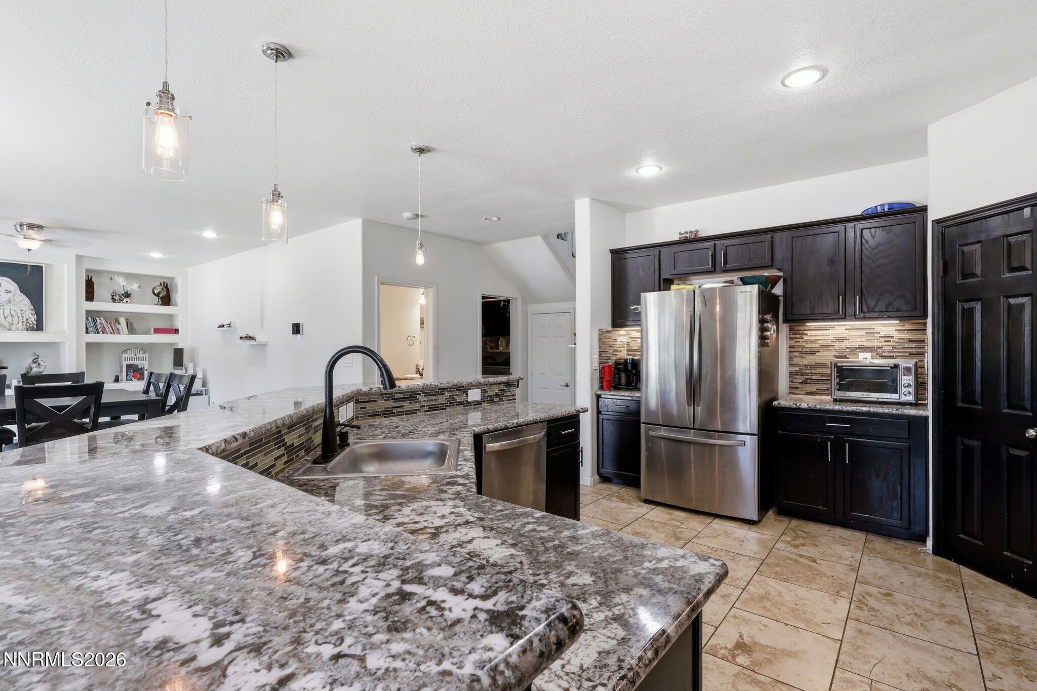 2984 North Fork Road Fernley, NV 89408 - Photo 12 of 39 14-web-or-mls-IMG_1698_autoremove_432304