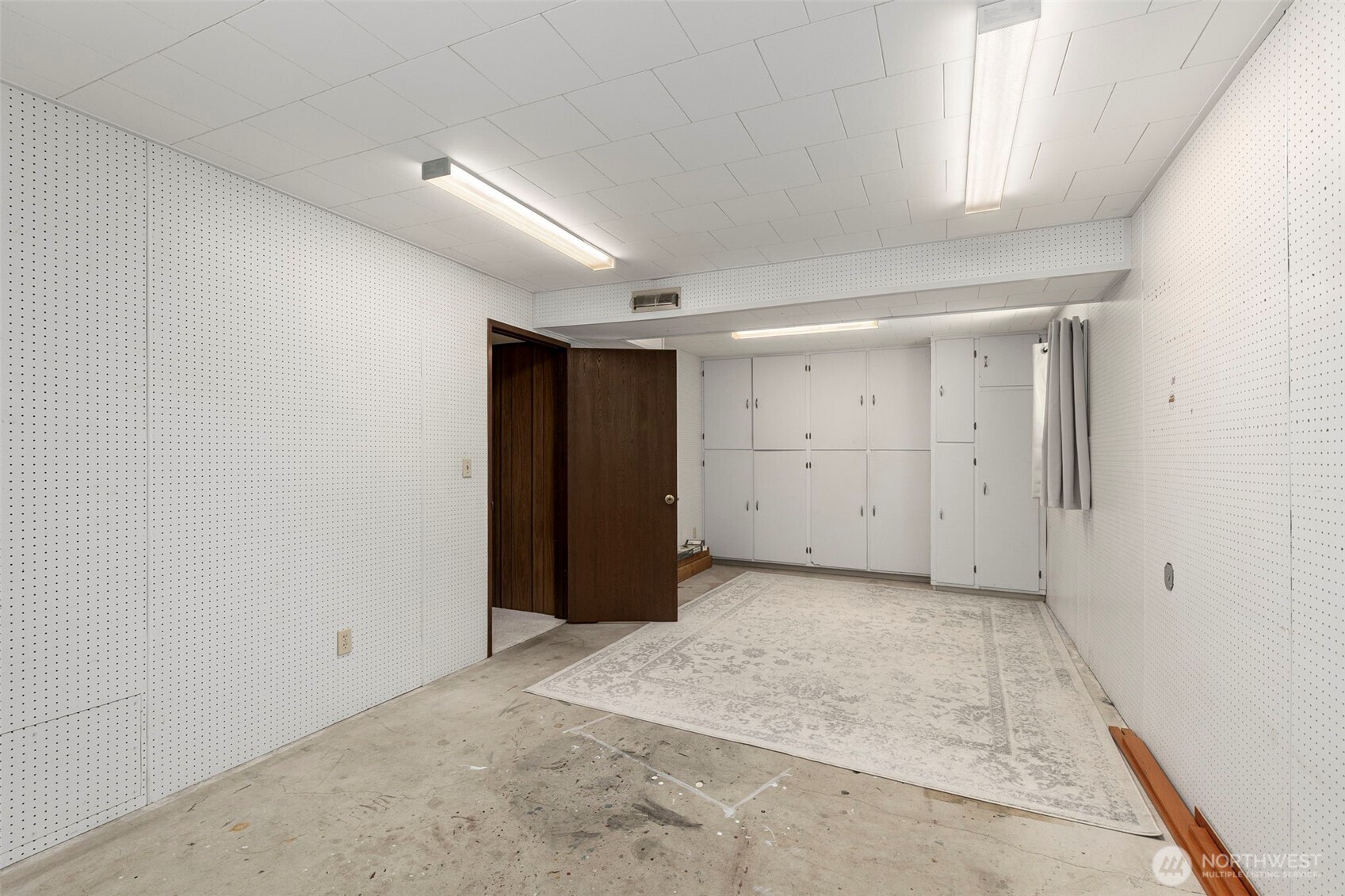 911 Chestnut Street Bremerton, WA 98310 - Photo 27 of 33 Gallery Image 27