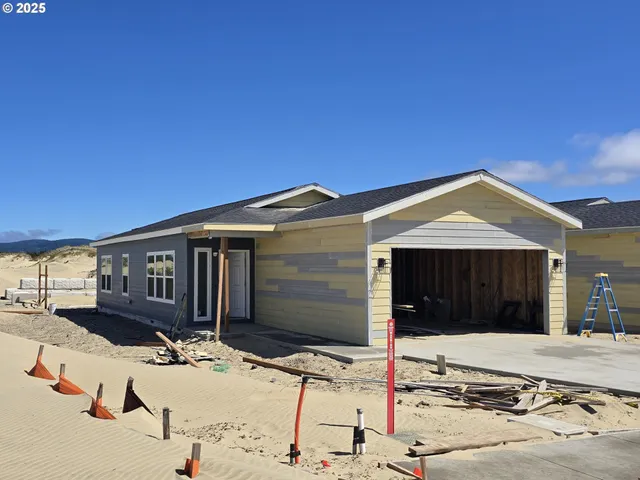 $360,000 | 1437 53rd Street, Florence, OR 97439