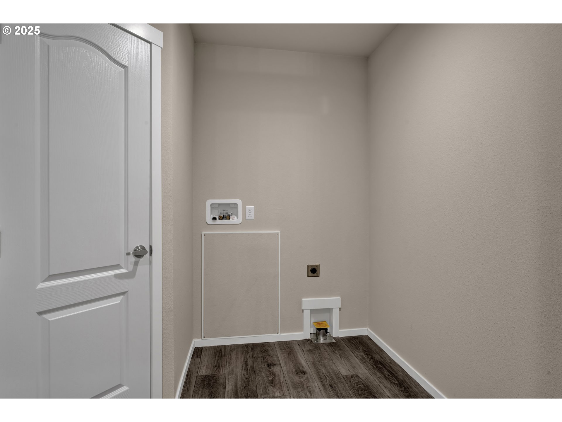 1437 53rd Street Florence, OR 97439 - Photo 14 of 31