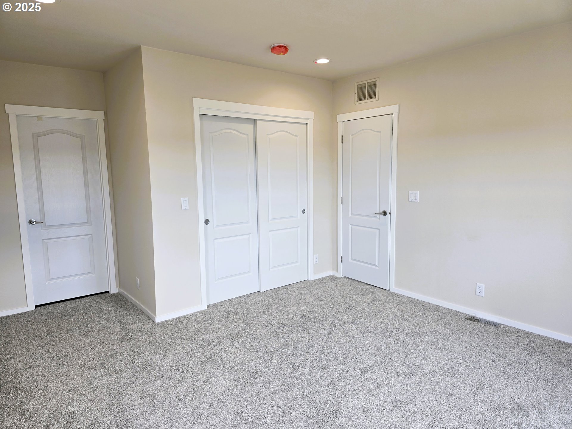 1437 53rd Street Florence, OR 97439 - Photo 8 of 31