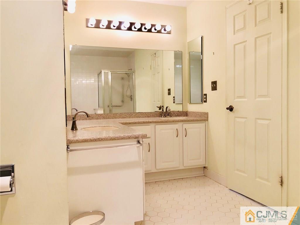 67 B Winthrop Road Monroe Township, NJ 08831 - Photo 14 of 24 Gallery Image 14