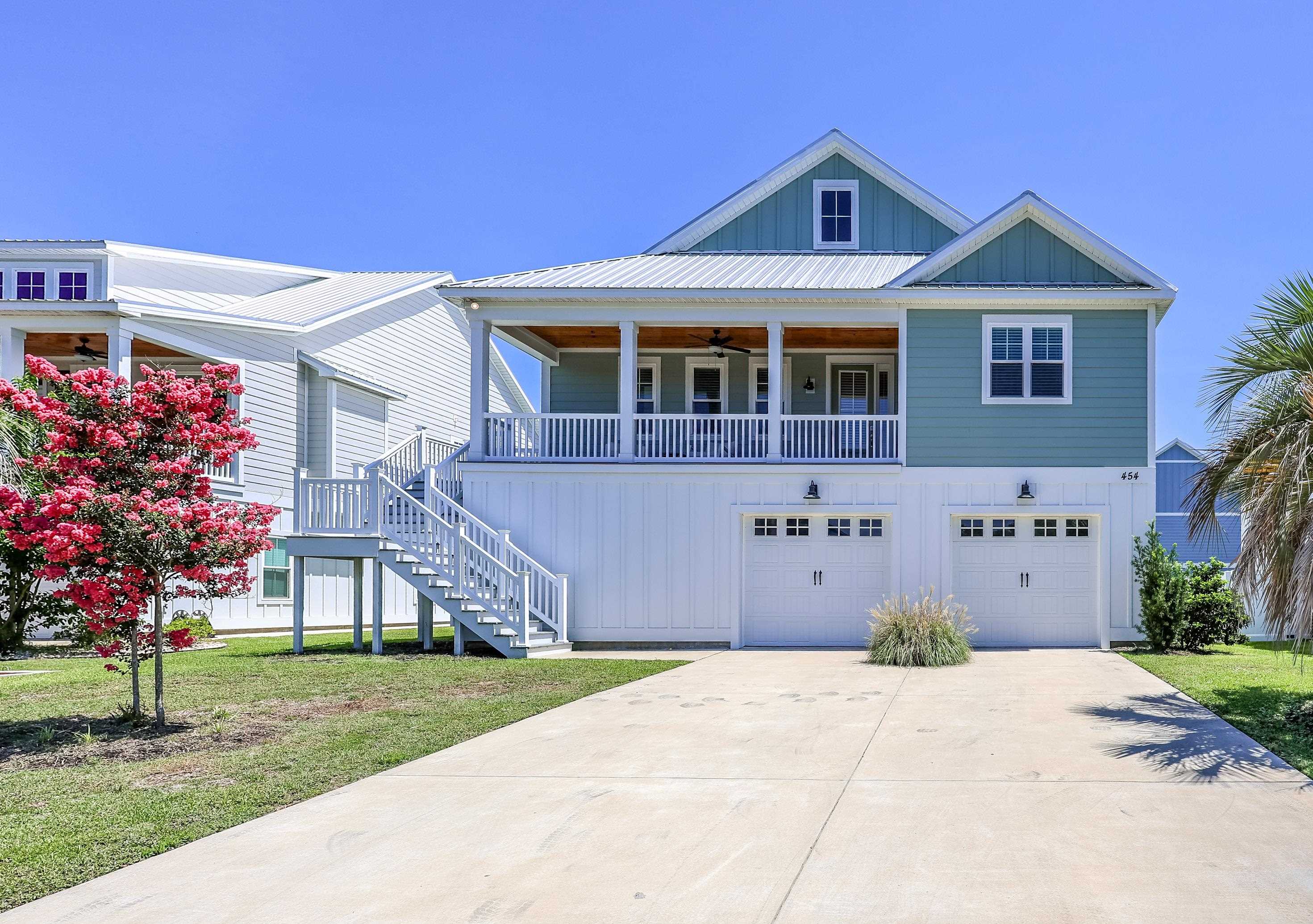 454 Wilcox Avenue Murrells Inlet, SC 29576 - Photo 1 of 37