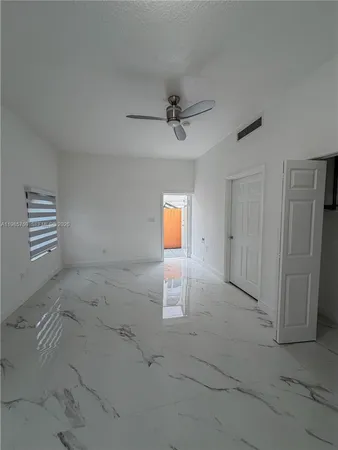 $1,600 | 16242 Southwest 42nd Terrace, Miami, FL 33185