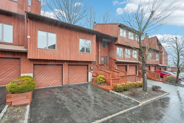 $625,000 | 10 Omni Court, New City, NY 10956