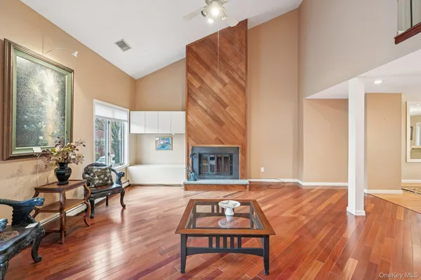 $625,000 | 10 Omni Court, New City, NY 10956