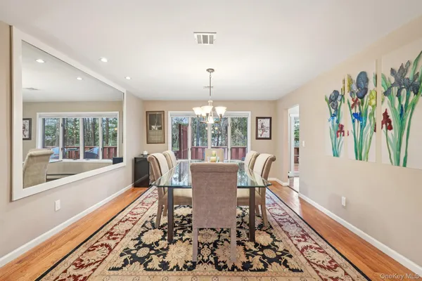 $625,000 | 10 Omni Court, New City, NY 10956