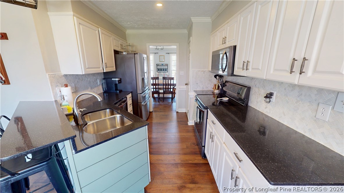 338 Lionshead Road Fayetteville, NC 28311 - Photo 8 of 36