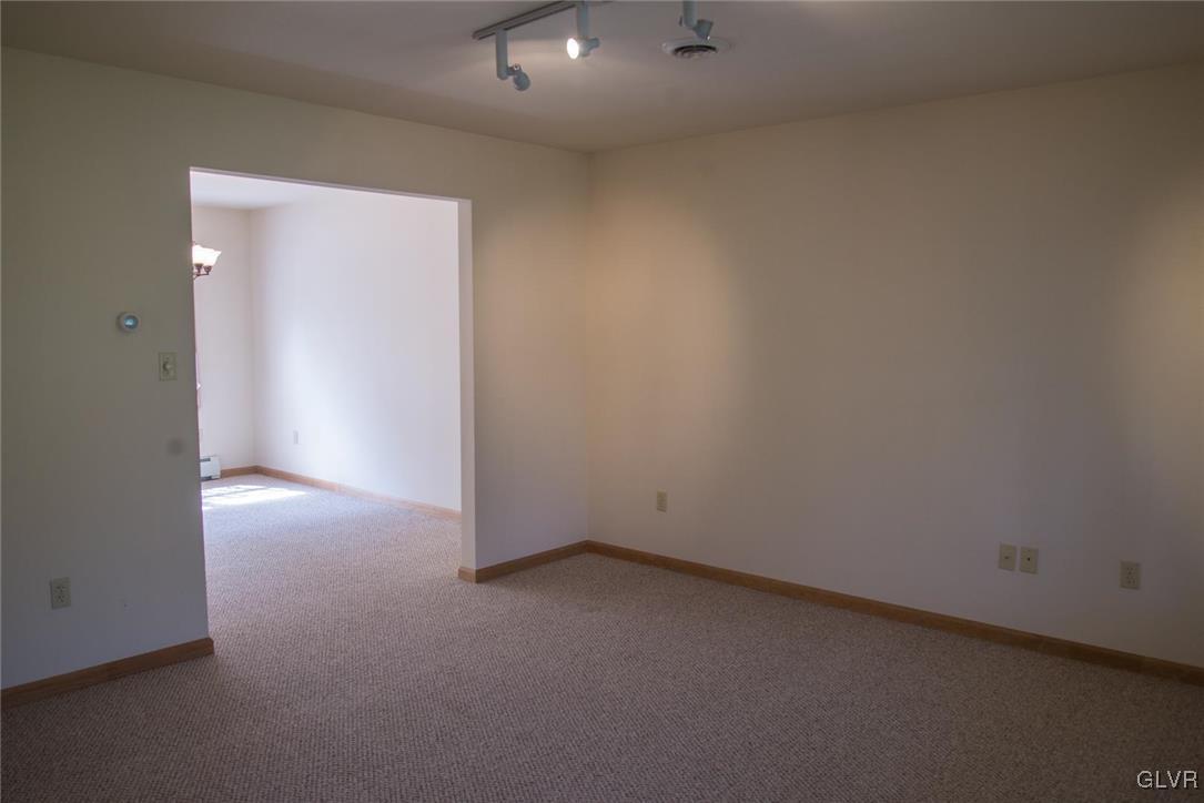 125 West Aluta Mill Road Nazareth, PA 18064 - Photo 21 of 48