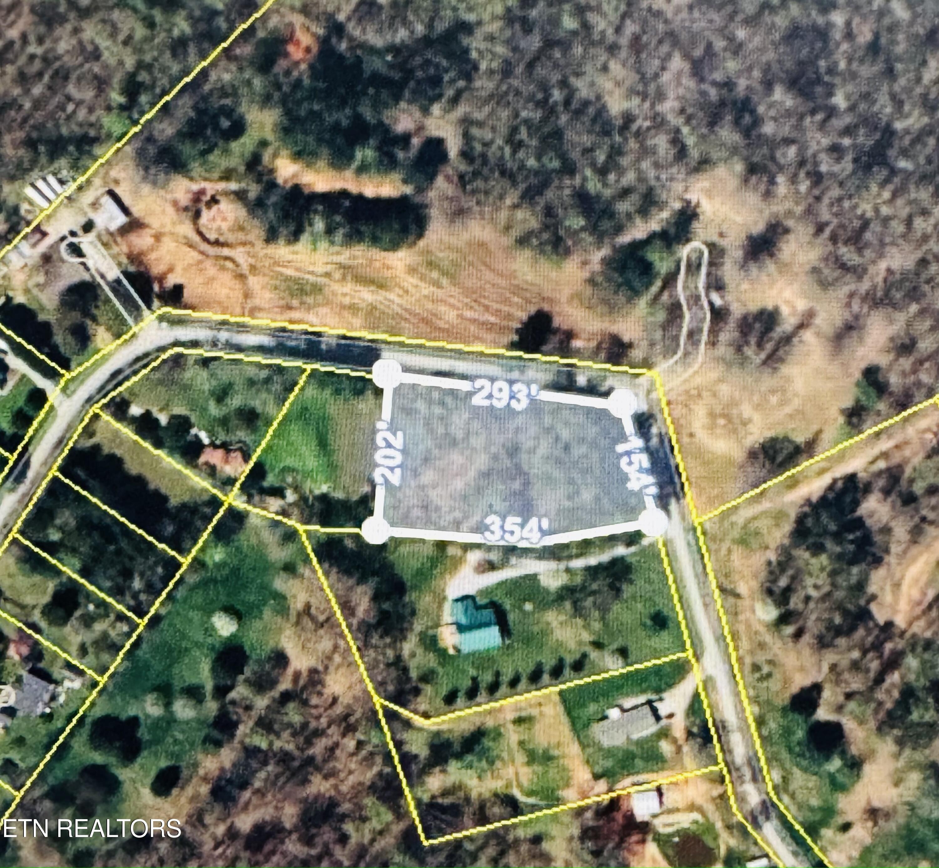 Skyline Drive Harriman, TN 37748 - Photo 2 of 8 IMG_0894