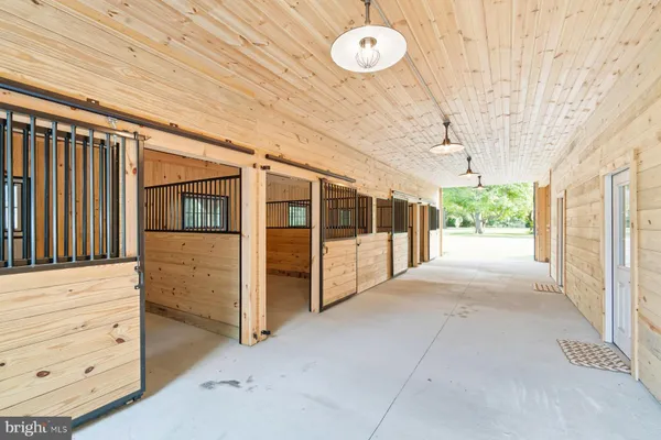 $7,900,000 | 8612 Tilghman Island Road, Wittman, MD 21676