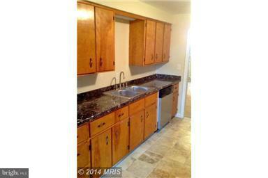 47 Blue Ridge Avenue Front Royal, VA 22630 - Photo 2 of 6 Kitchen