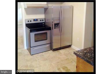 47 Blue Ridge Avenue Front Royal, VA 22630 - Photo 3 of 6 Kitchen