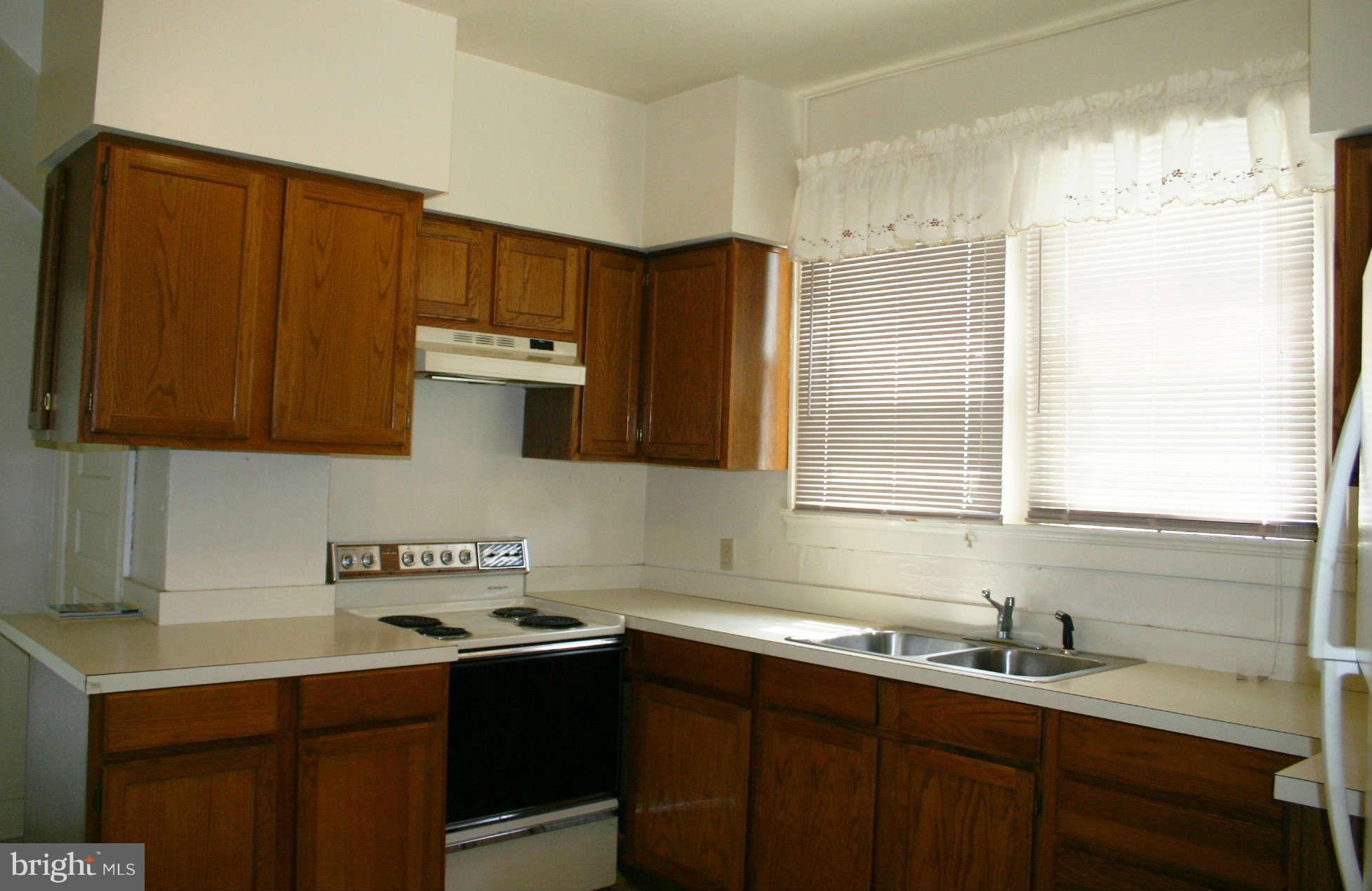 208 West 3rd Avenue Ranson, WV 25438 - Photo 5 of 15 Kitchen